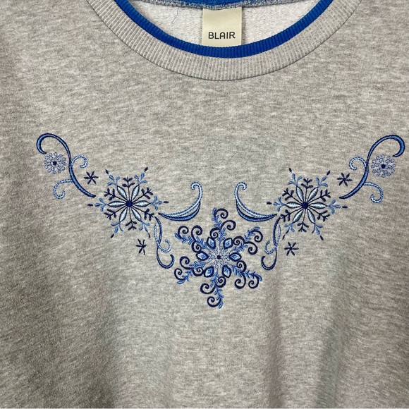 Blair Embroidered Sweatshirt Blue & Gray Winter Snowflake Cozy Grannycore Size L - Picture 3 of 13
